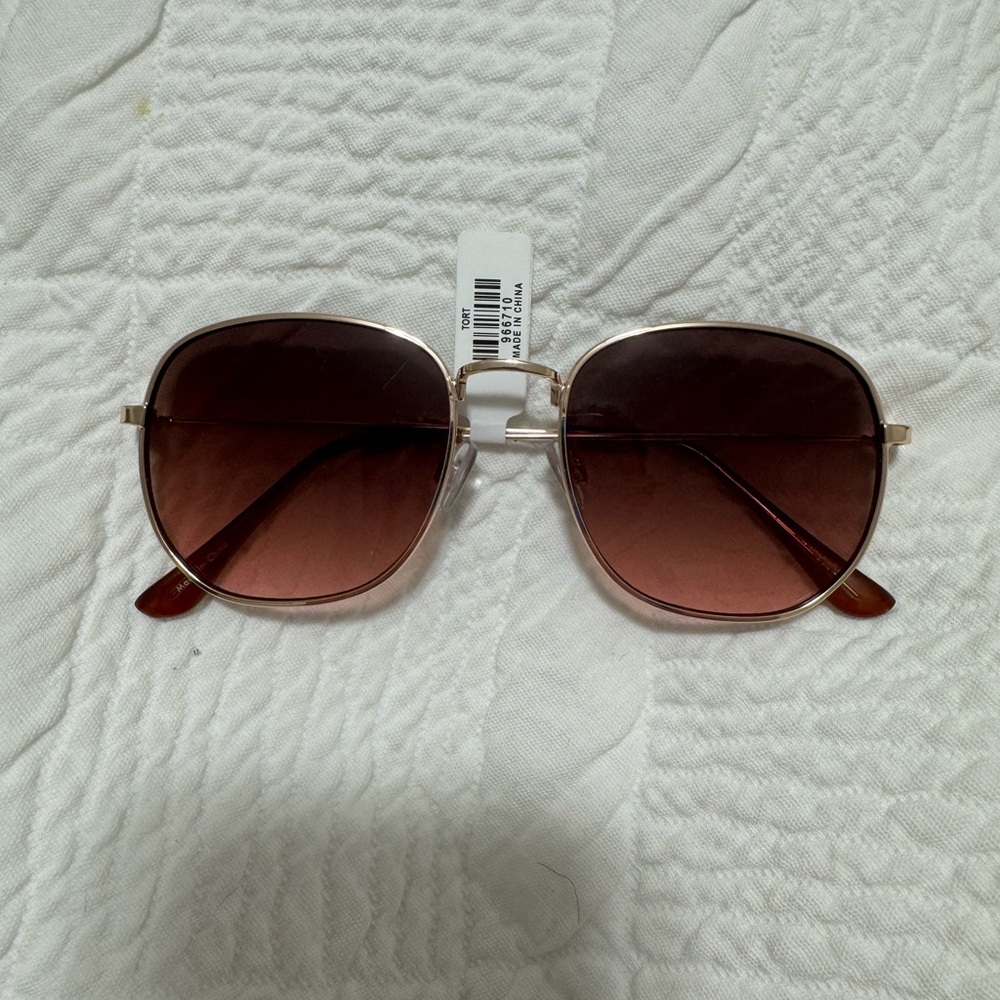 Francesca's Collections Brown Sunglasses
